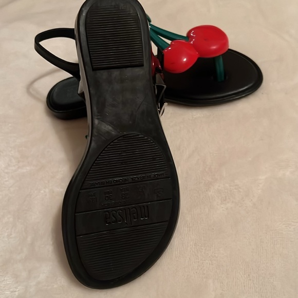 MEL Mini Melissa cherry sandals kids  Size 12 - Picture 3 of 4
